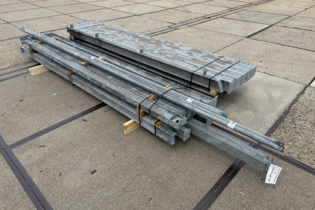 7.30 x 28.00m (204m²)